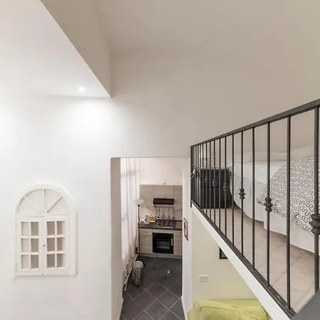 Loft A Chiaia A Pochi Passi Dal Lungomare Lägenhet *